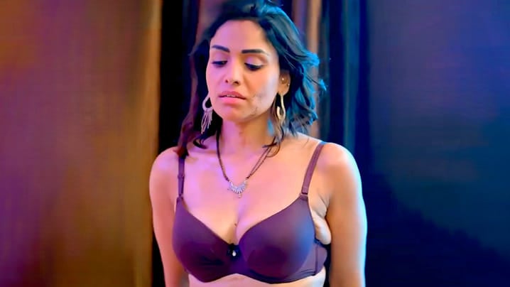 Bhabhi Suniye Na Hulchul